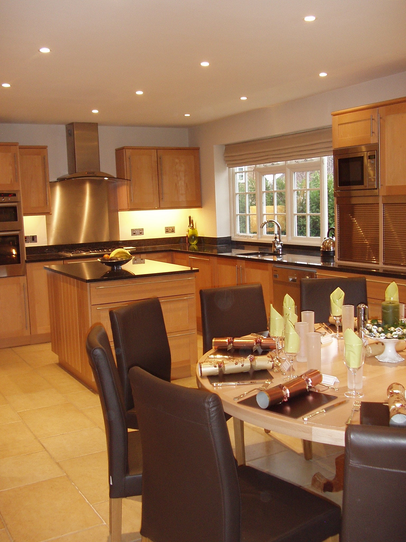 Coombe Bank interior 6