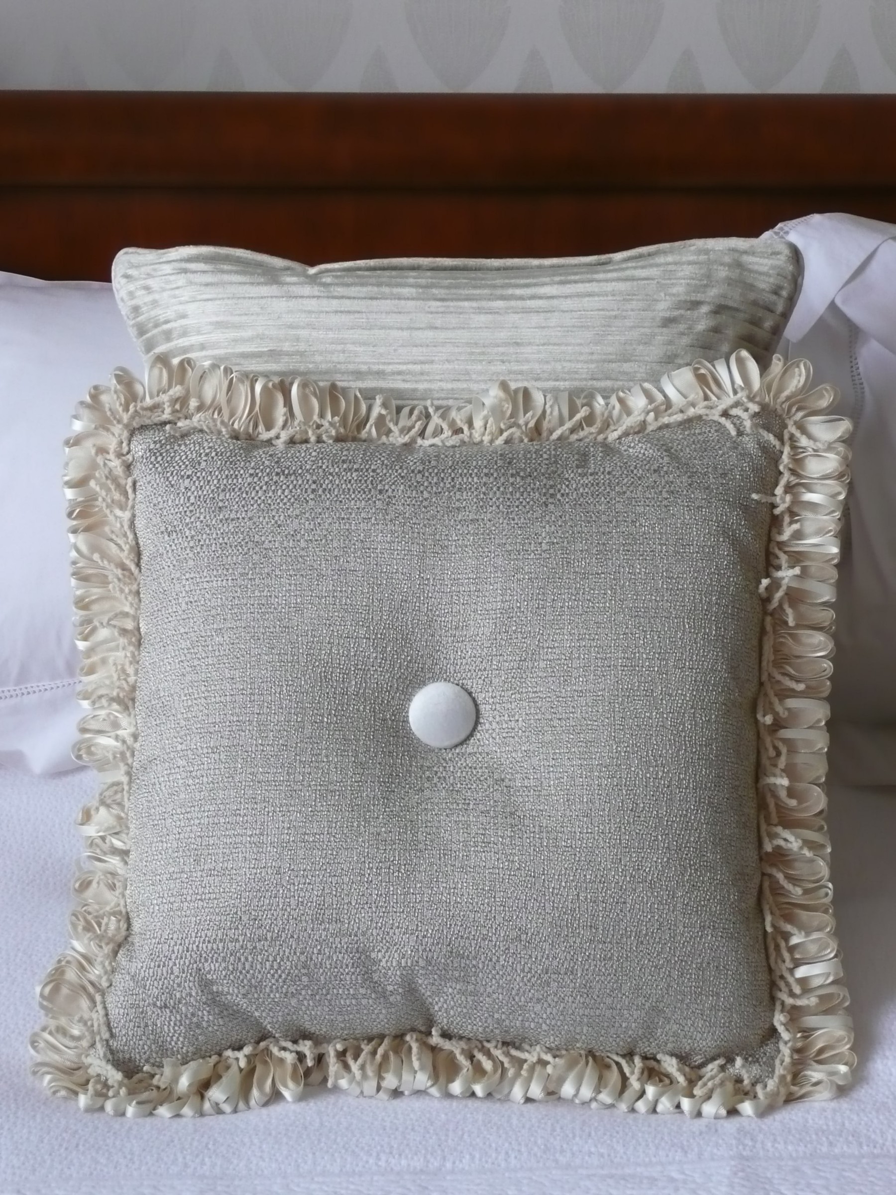 Roehampton SW15 interior 2